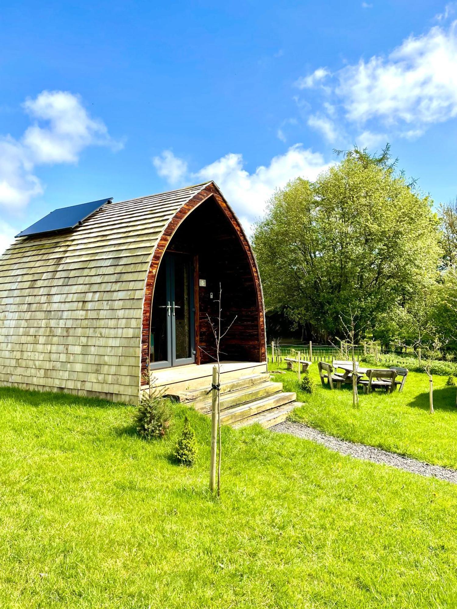 Alder Pod, Clay Bank Huts Hotel Ingleby Greenhow Exterior photo